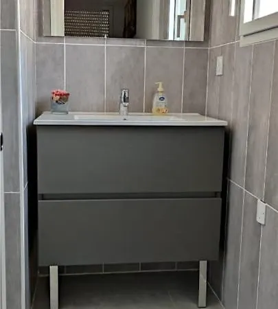 Au Pied De La Foret Apartment